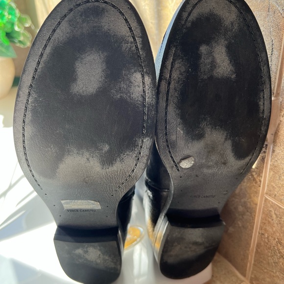 Vince Camuto short boots - Picture 4 of 4